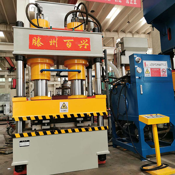 滕州百興屋脊瓦成型液壓機(jī)