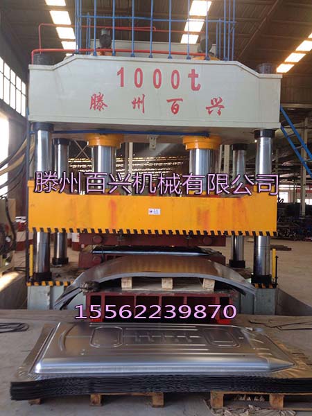 滕州百興1000噸電車?yán)鞕C(jī)實(shí)景拍攝