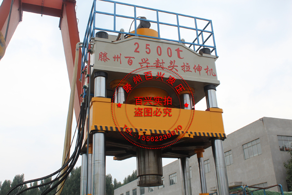 滕州百興封頭拉伸機(jī)車間實(shí)拍